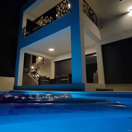 Apartment Wellness Modruna Barci